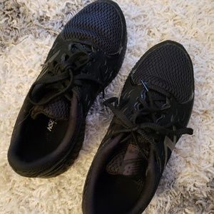 New Balance Sneakers